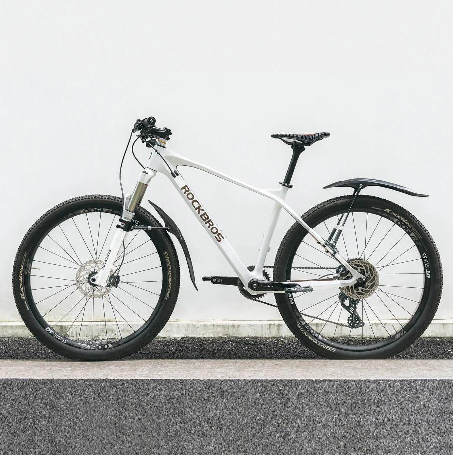 ROCKBROS Bicicleta Guardabarros Juego Delantero/Trasero Guardabarros de Bicicleta Flexible Guardabarros de Bicicleta Ajustable de Material PP con Goma de PET para 26-29 Pulgadas Ruedas Incluye Accesorios