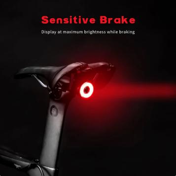 ROCKBROS Luz Trasera Inteligente Q5 IPX6 Resistente al Agua con 4 Modos de Iluminación y Carga USB Recargable para Bicicleta Seguridad Nocturna
