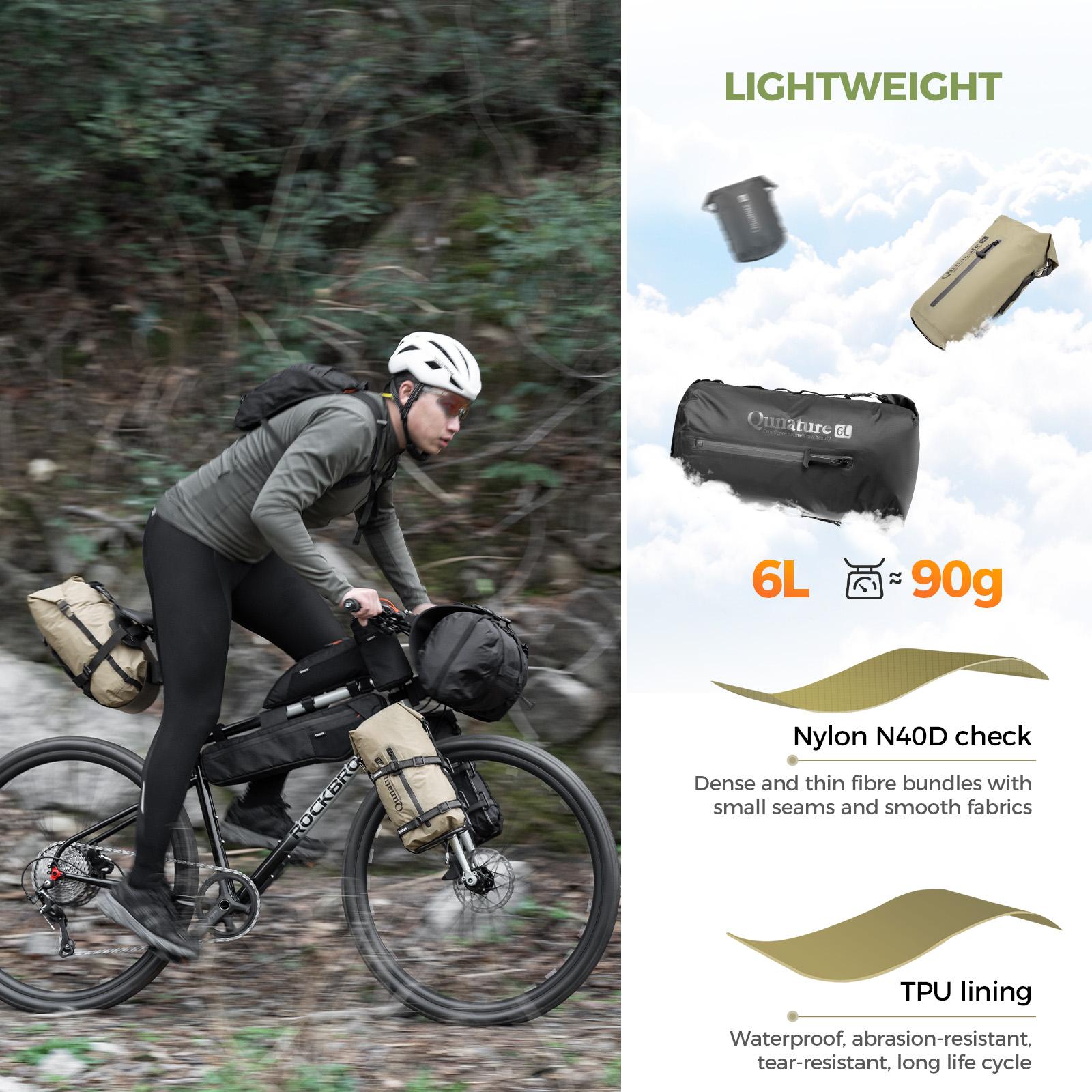 ROCKBROS bolsa de compresión impermeable usada por hombre montando bicicleta muestra su peso ligero