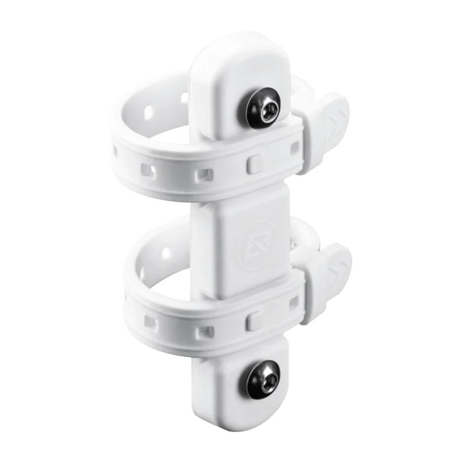 ROCKBROS adaptador blanco para portabotellas de bicicleta en primer plano sobre fondo blanco