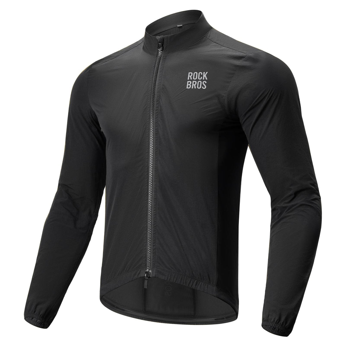 ROCKBROS chaqueta de bicicleta ligera para hombre color negro vista en ángulo lateral sobre fondo blanco